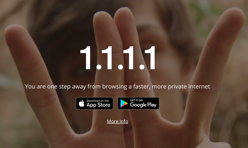 dùng ứng dụng fake ip 1.1.1.1 faster internet